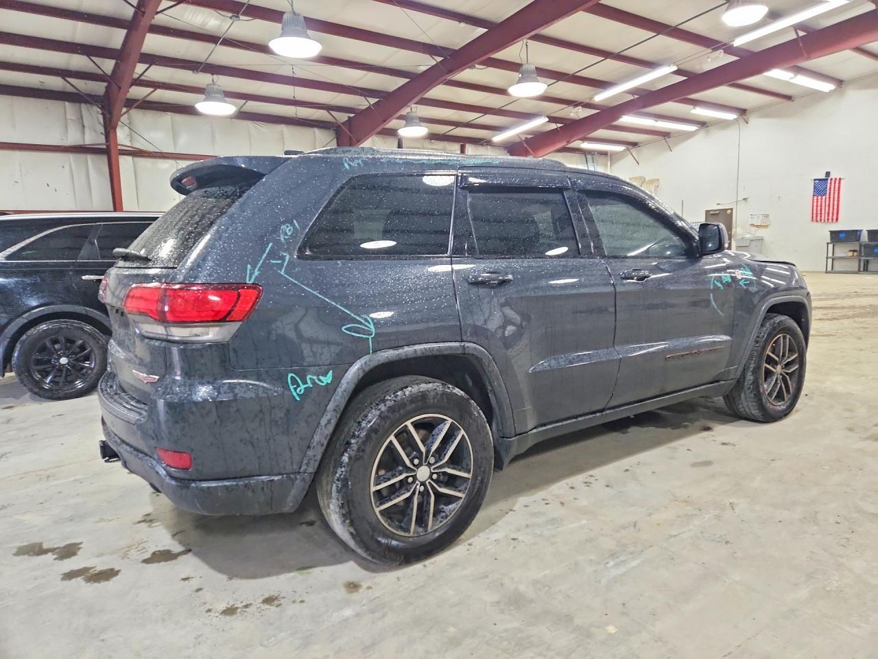 2017 Jeep Grand Cherokee Trailhawk - Фото 3