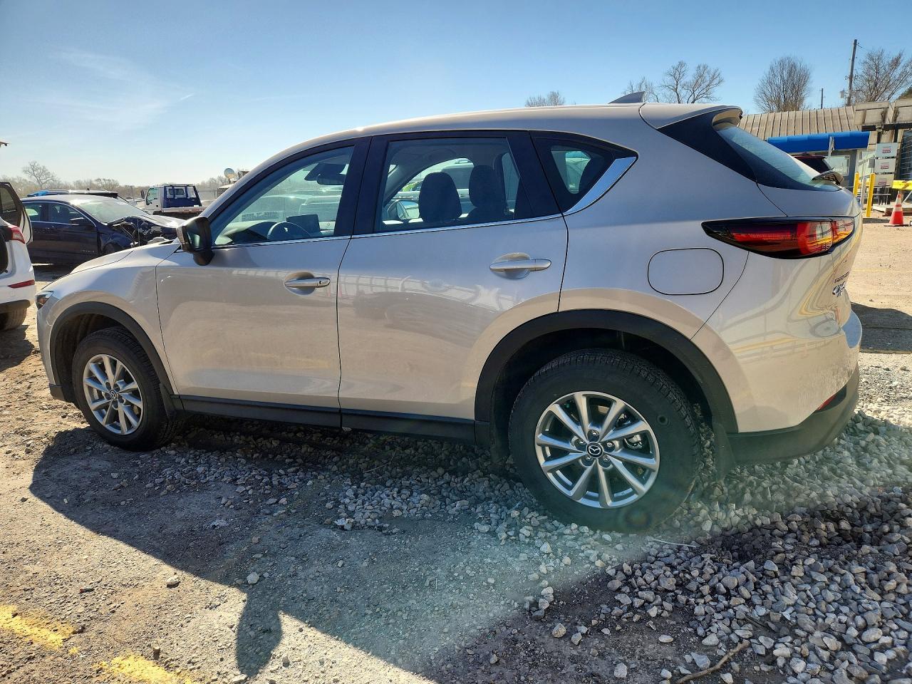 2025 Mazda Cx-5 - Image 2