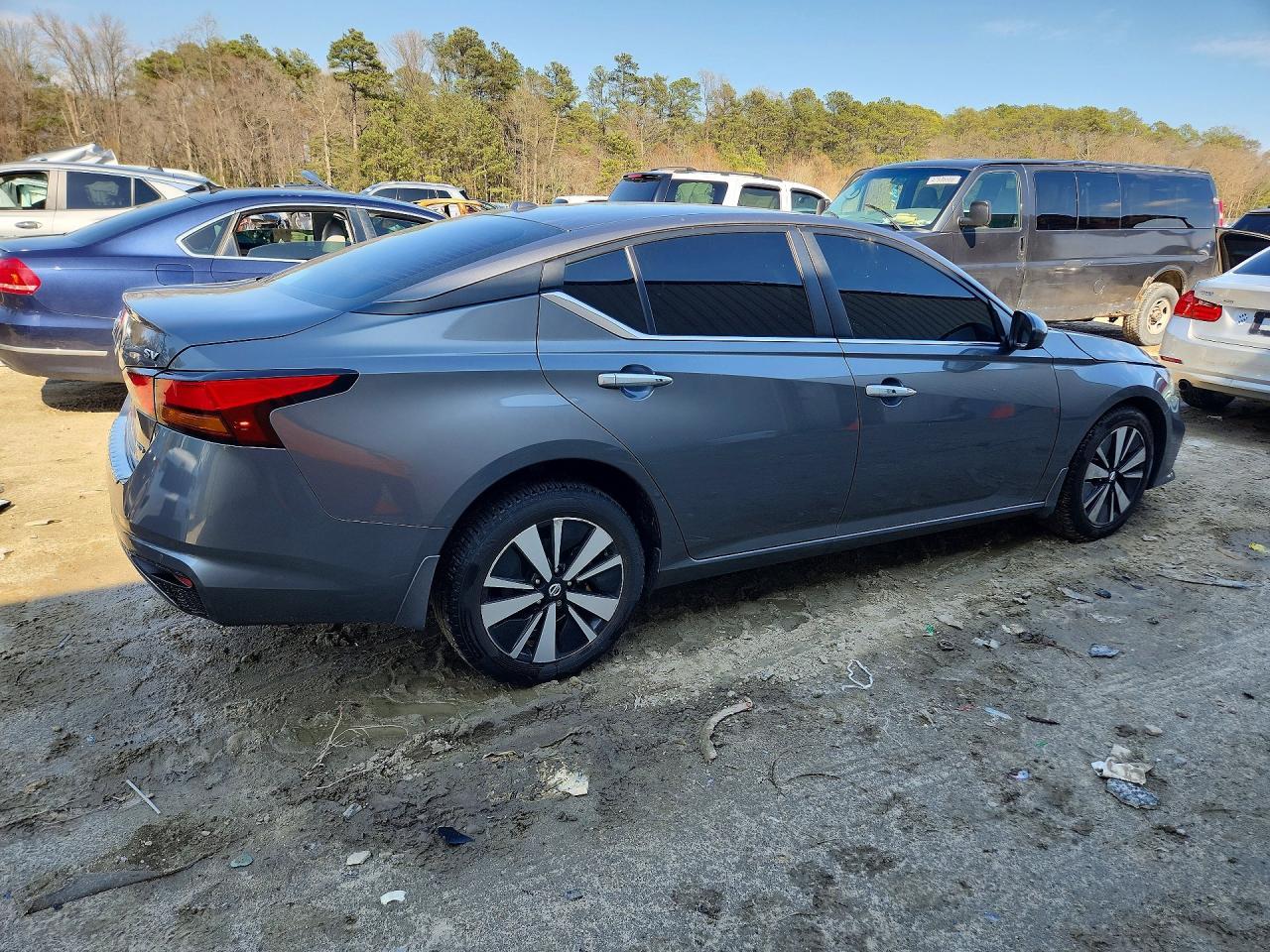 2022 Nissan Altima 2.5 Sv - Фото 3