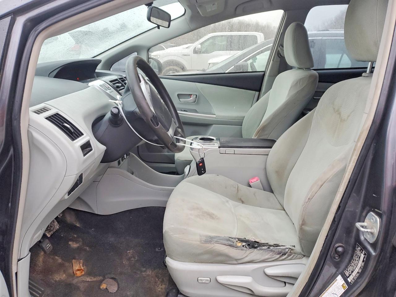 2012 Toyota Prius V Two - Image 7