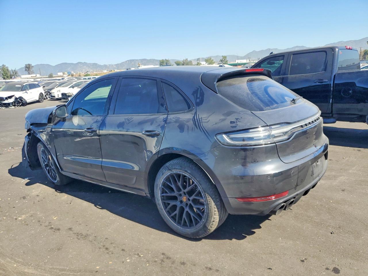 2020 Porsche Macan Gts - Image 2