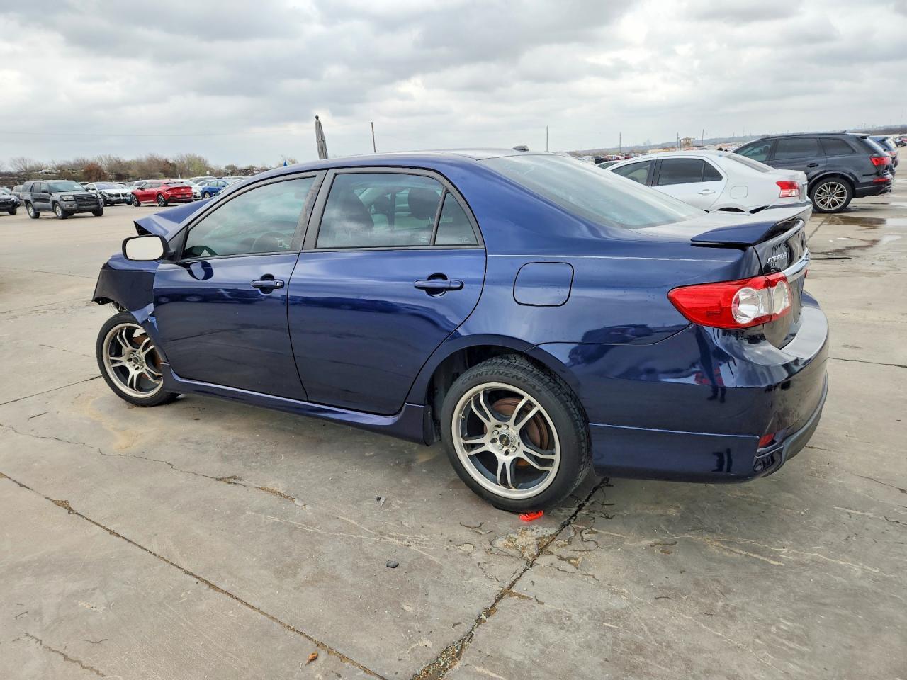 2013 Toyota Corolla S - Фото 2