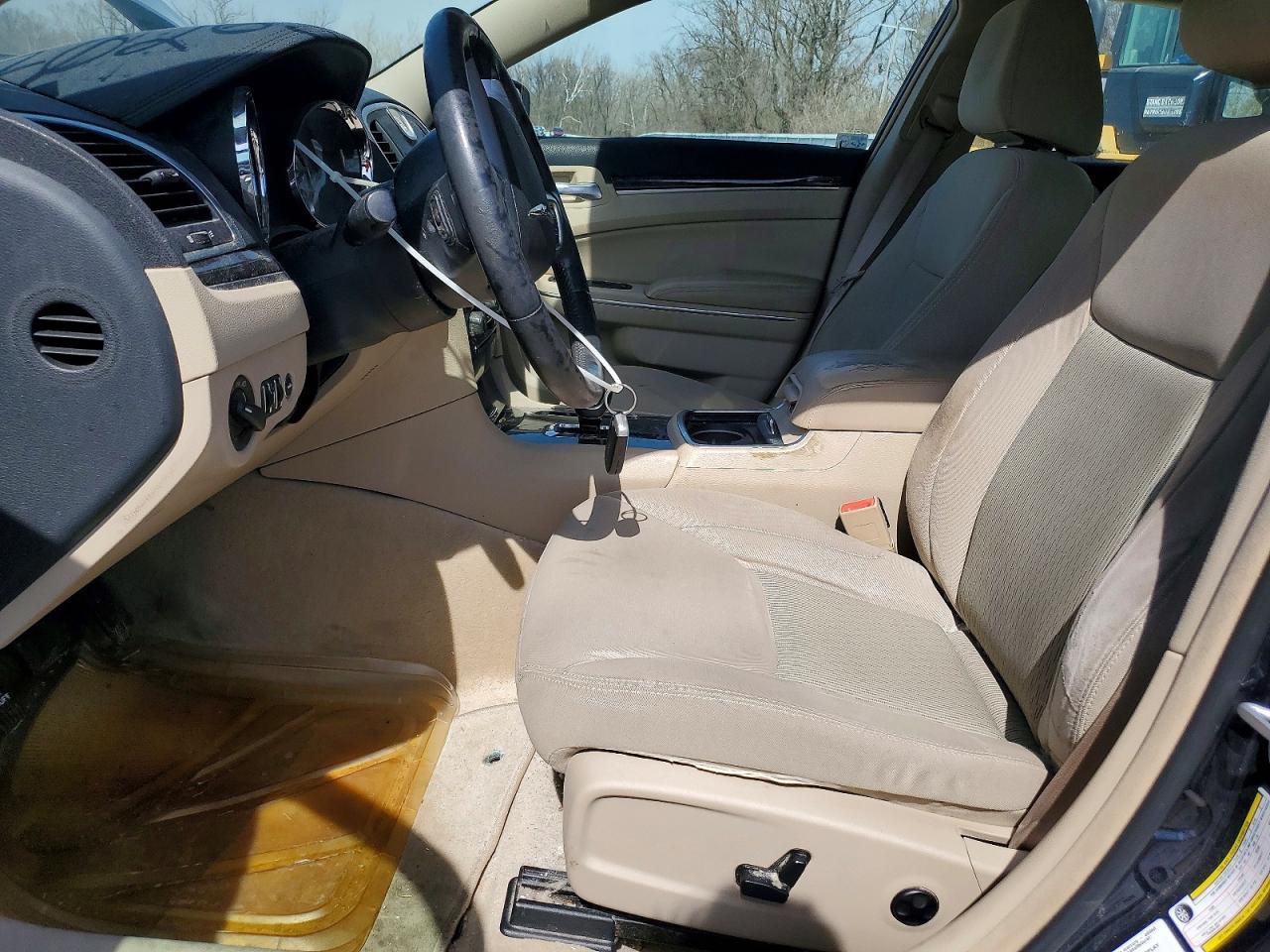 2012 Chrysler 300 - Фото 7