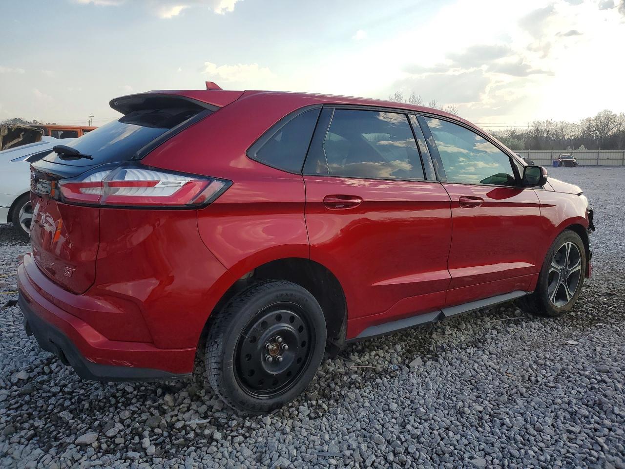 2020 Ford Edge St - Фото 3