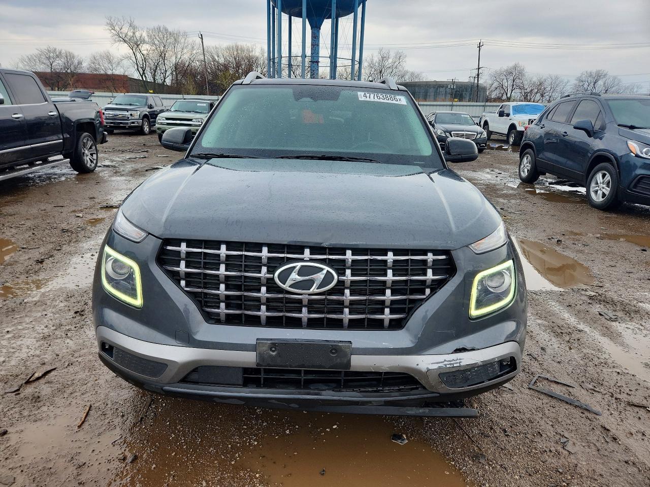 2024 Hyundai Venue Limited - Image 5