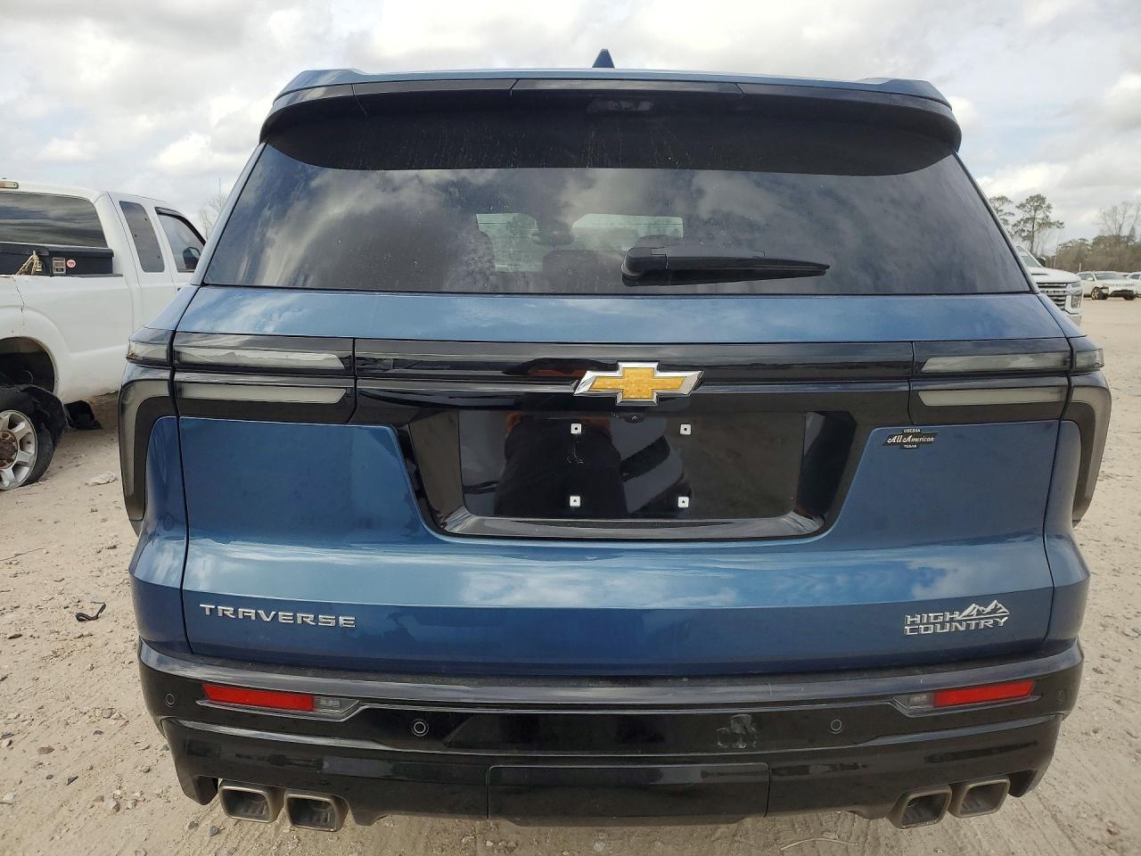 2025 Chevrolet Traverse High Country - Image 6
