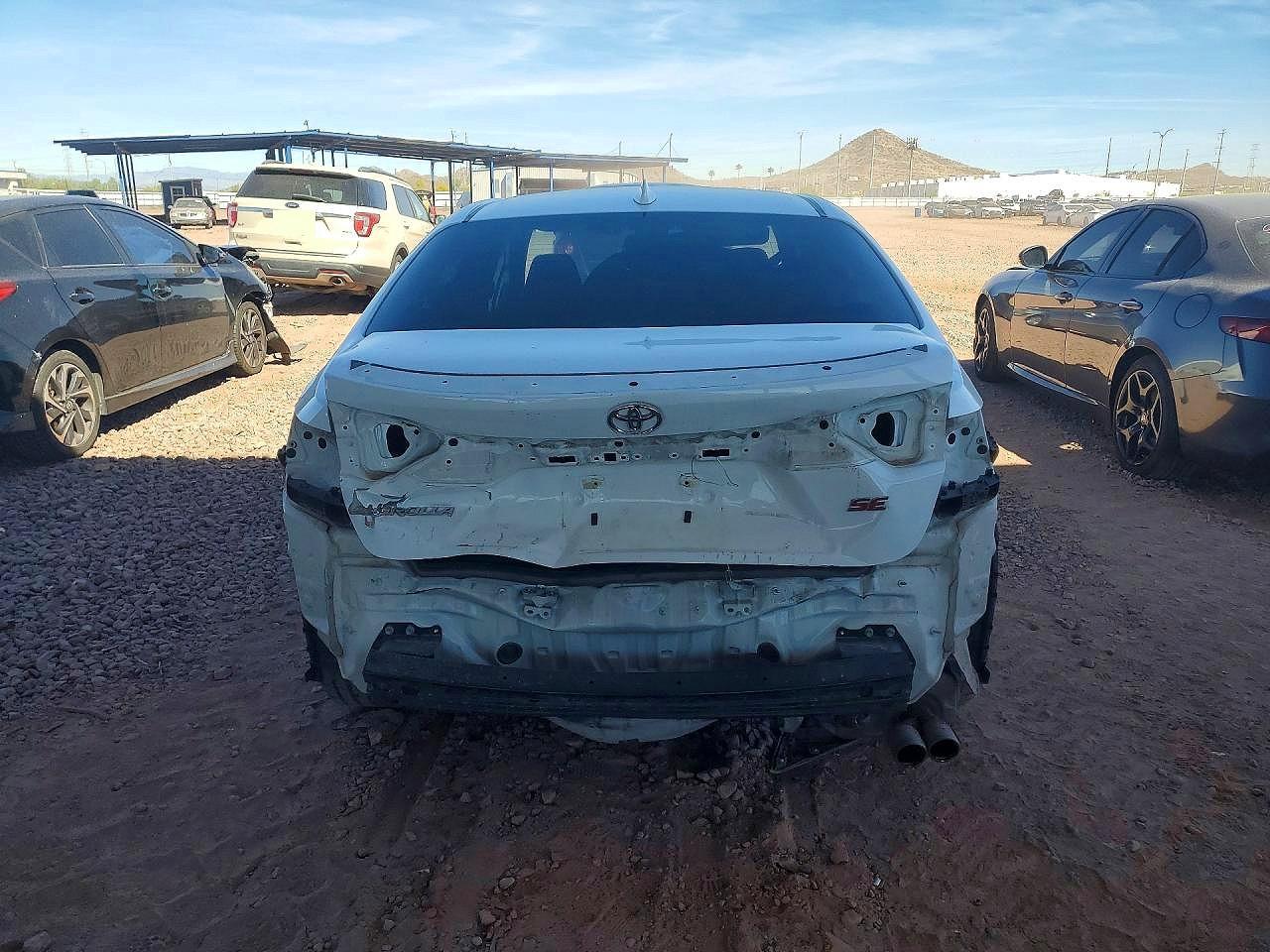 2020 Toyota Corolla Se - Фото 6