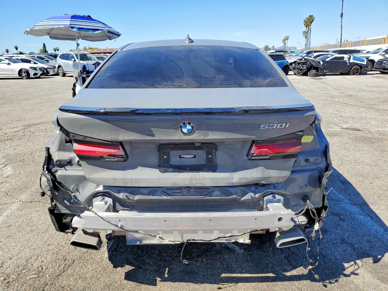 2022 BMW 530 I - Фото 6