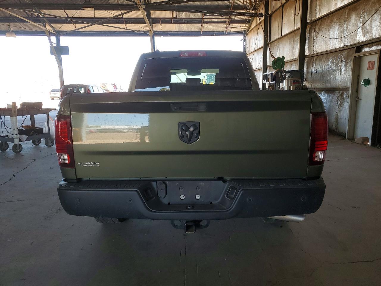 2021 Ram 1500 Classic Slt - Image 6