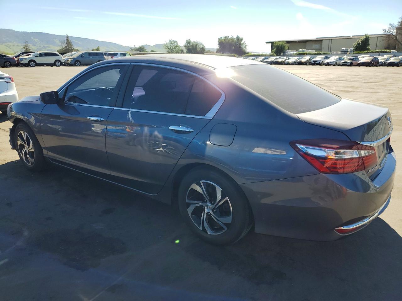 2016 Honda Accord Lx - Фото 2