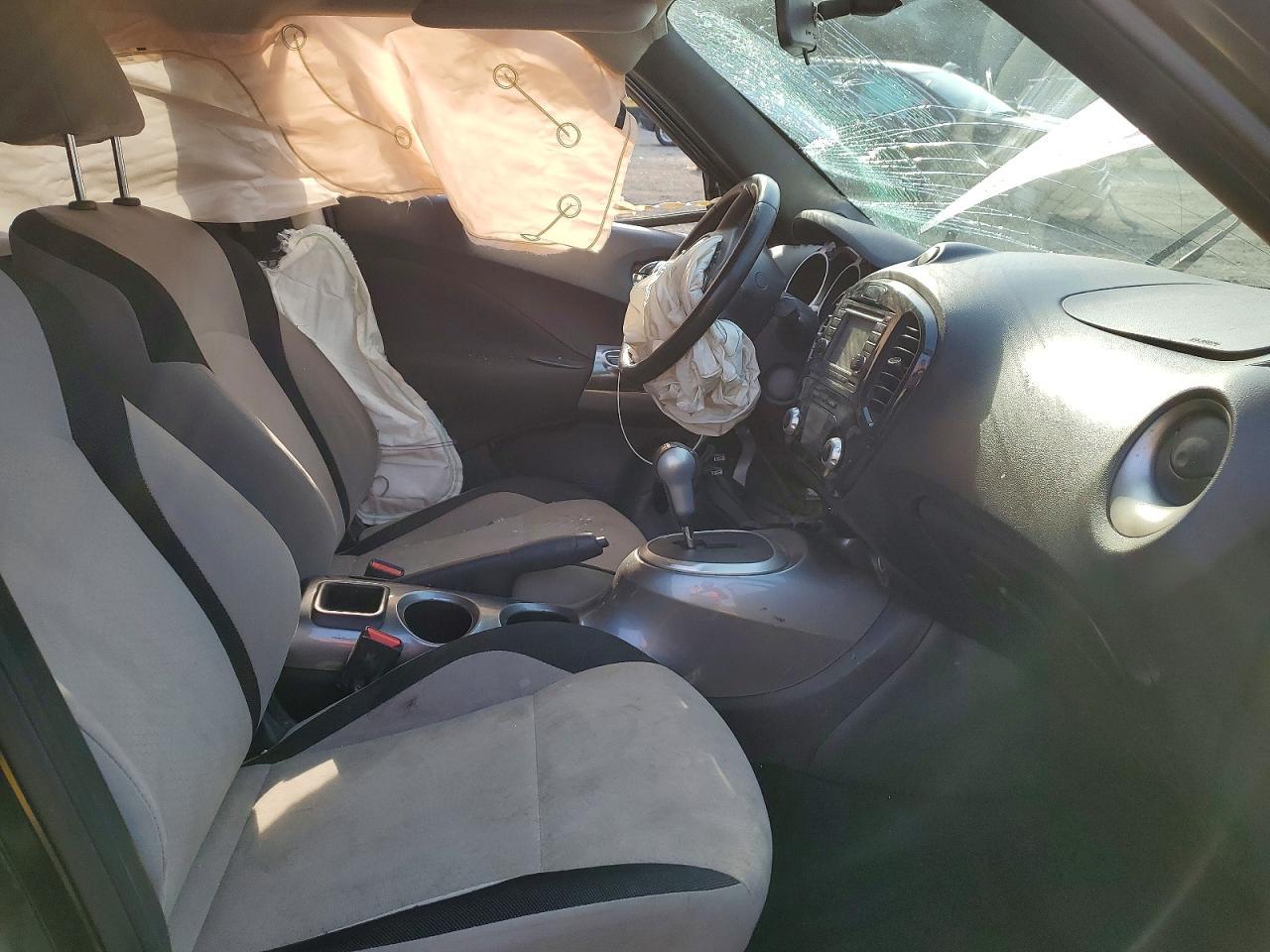 2014 Nissan Juke Sv - Image 7
