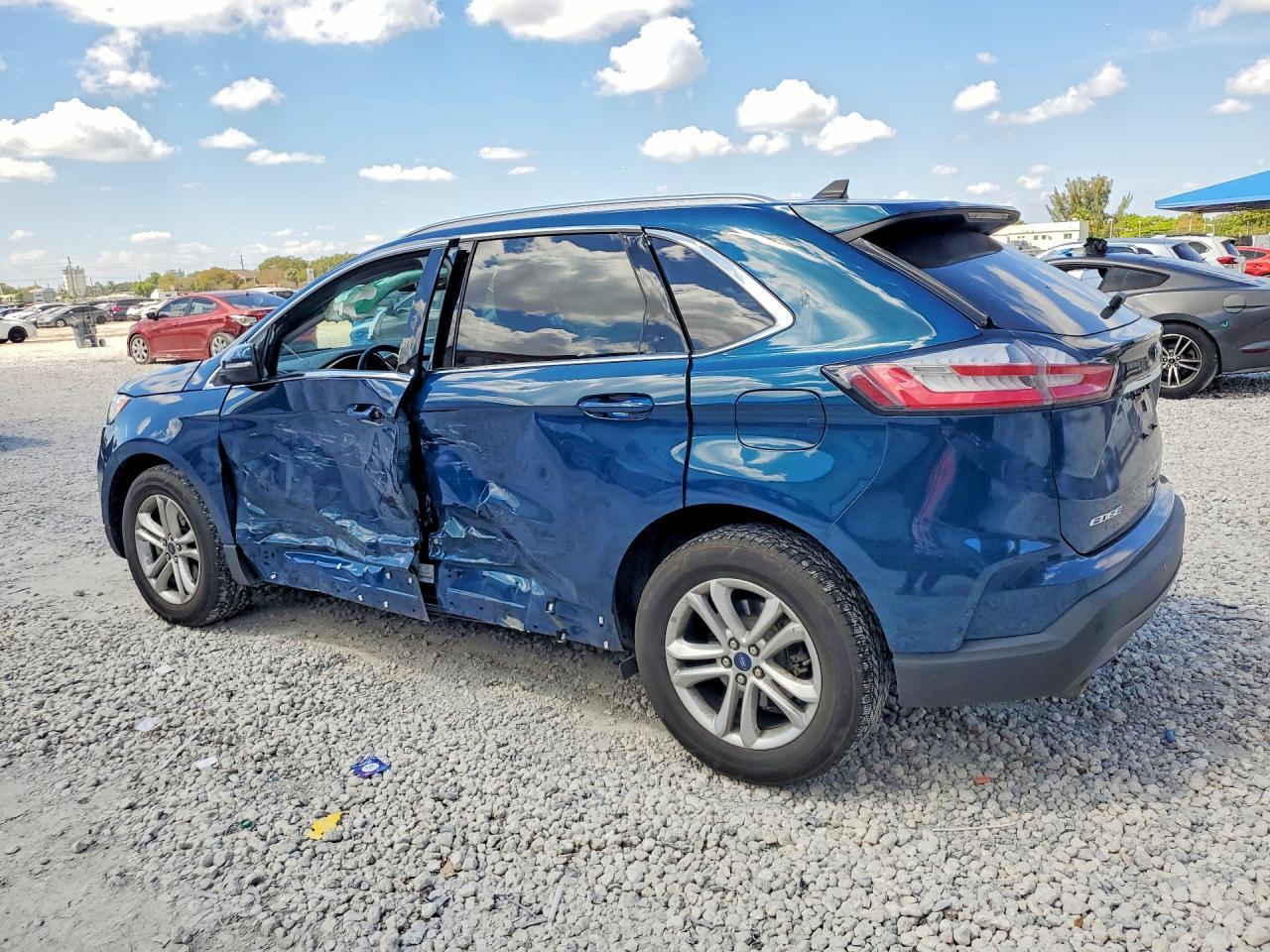 2020 Ford Edge Sel - Фото 2