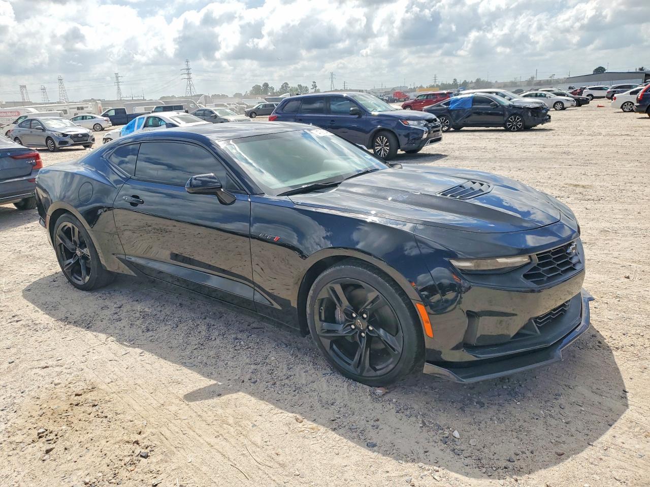 2022 Chevrolet Camaro Lt1 - Image 4