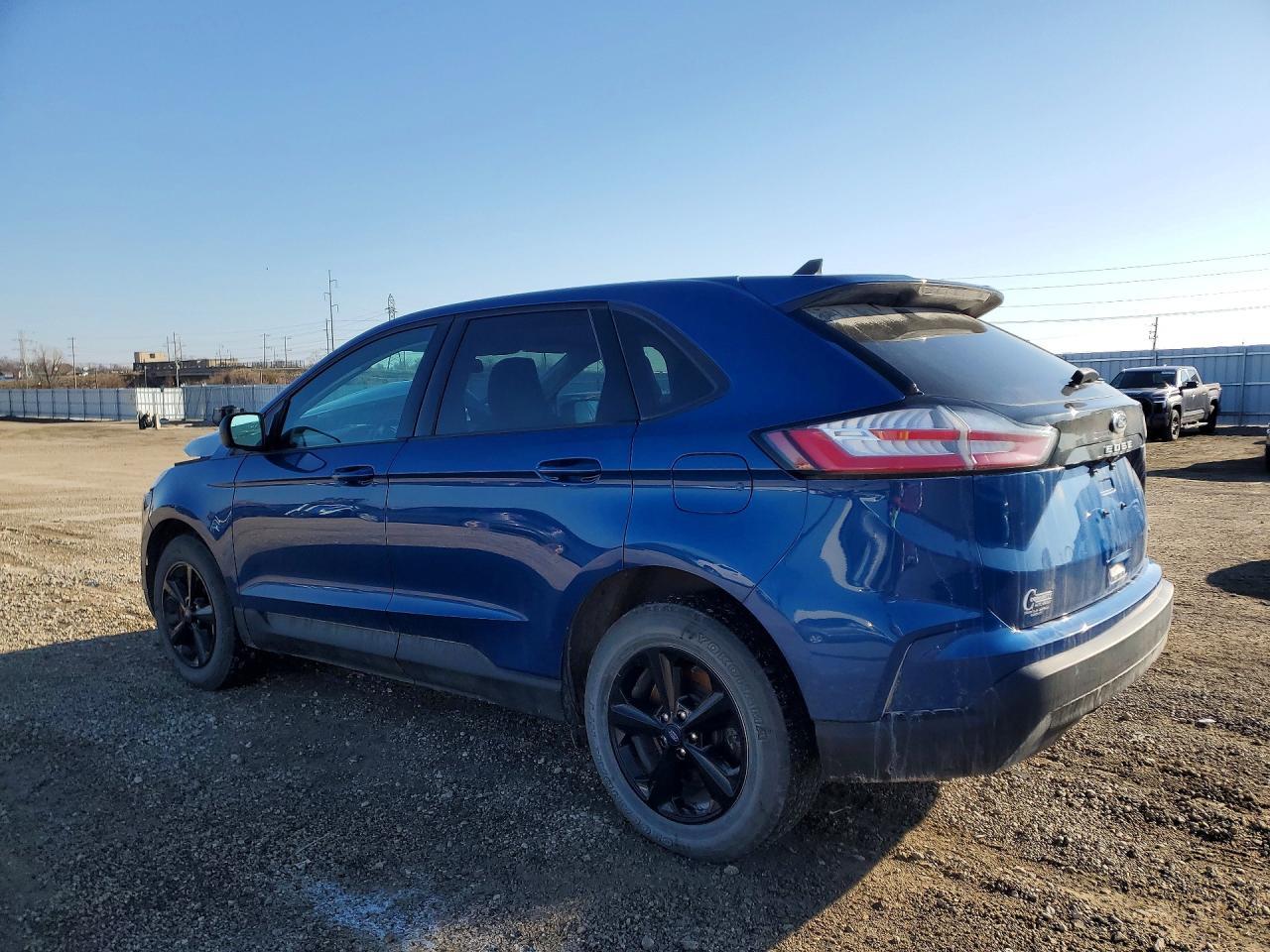 2022 Ford Edge Se - Фото 2