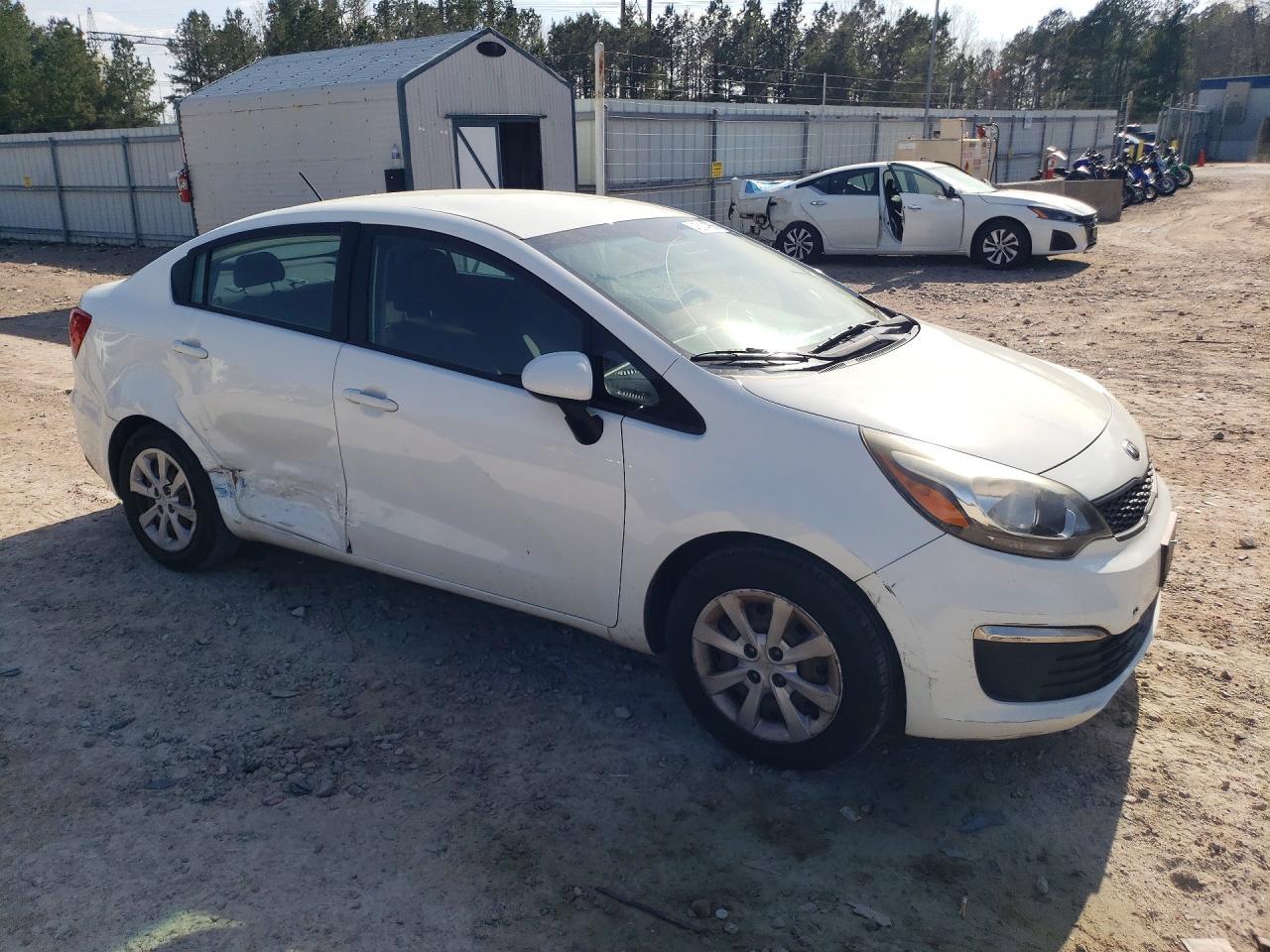 2016 Kia Rio Lx - Фото 4