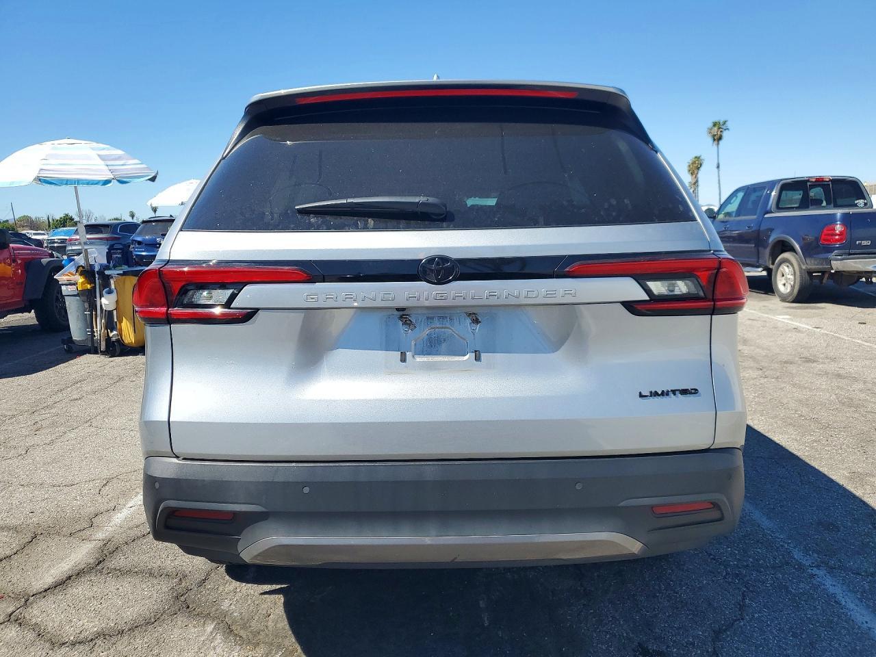 2024 Toyota Grand Highlander Limited - Фото 6