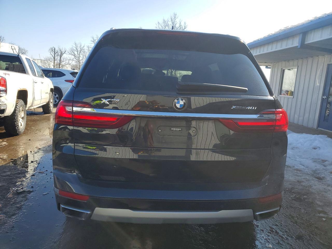 2021 BMW X7 xDrive40I - Image 6