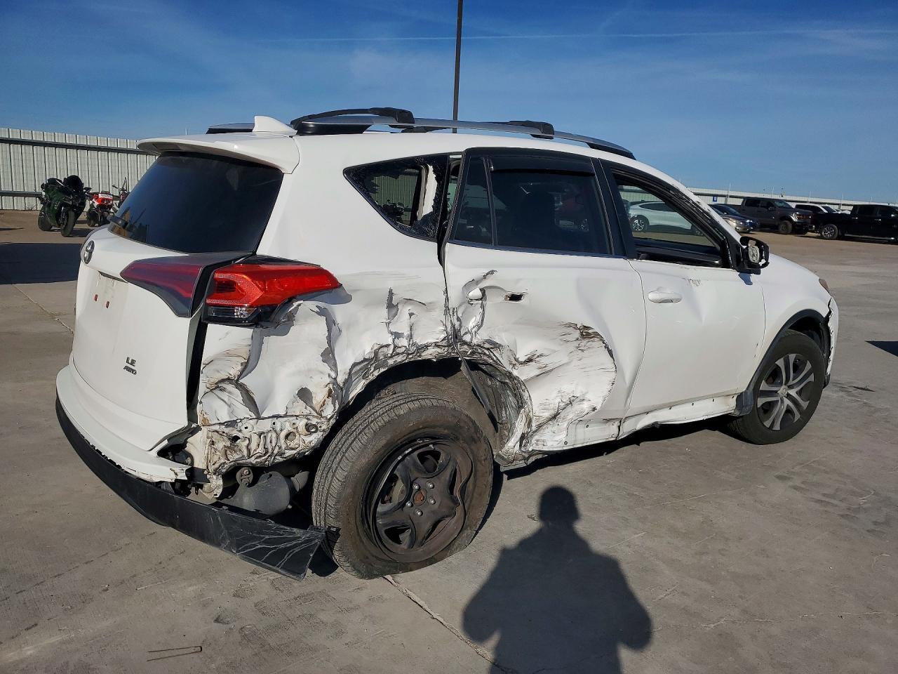 2016 Toyota Rav4 - Фото 3