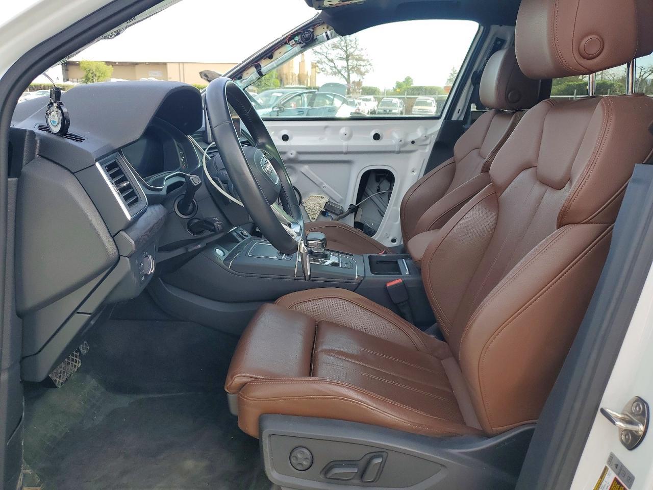 2020 Audi Q5 Premium Plus - Image 7