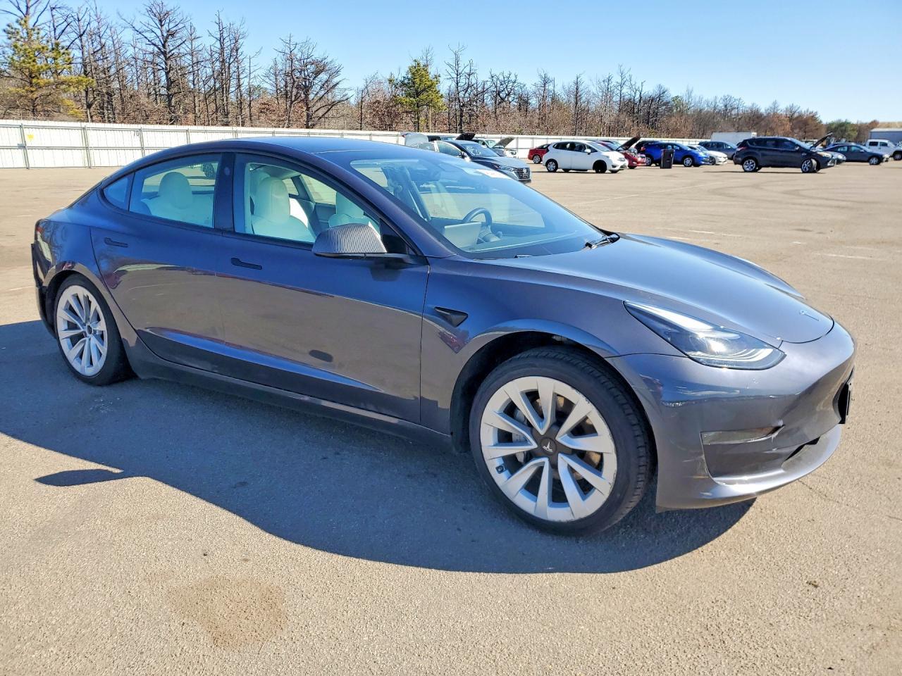 2023 Tesla Model 3 - Image 4