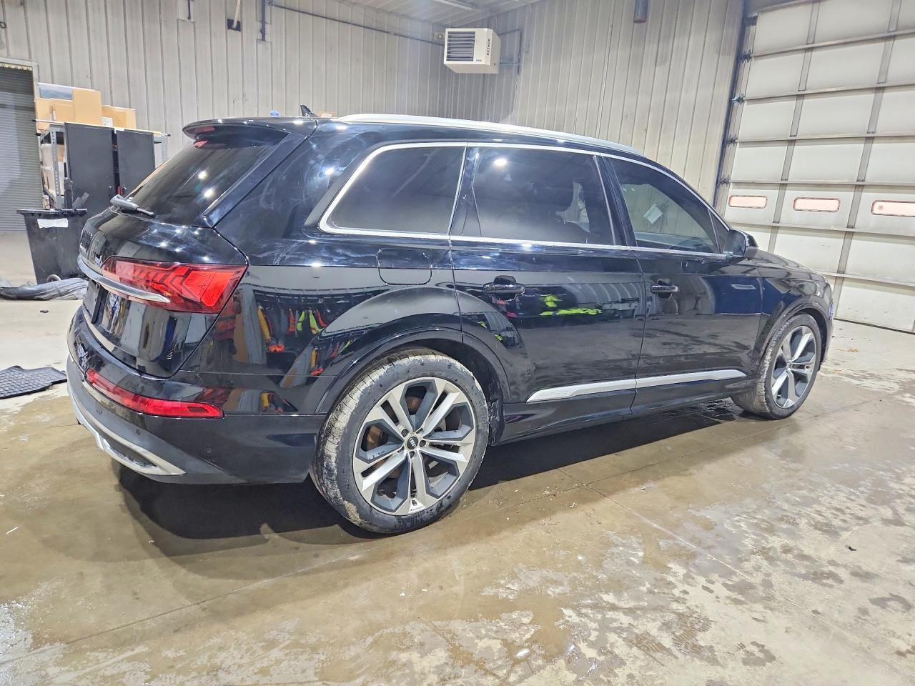 2020 Audi Q7 Prestige - Image 3