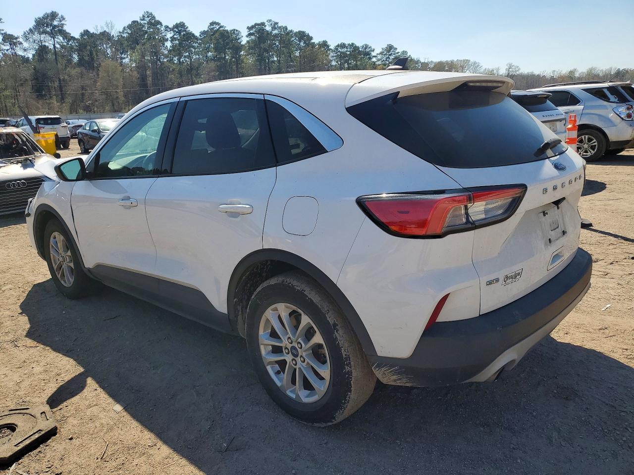 2022 Ford Escape Se - Image 2