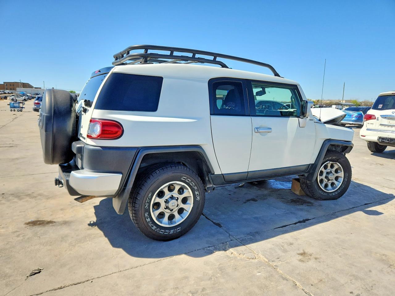 2012 Toyota Fj Cruiser Base - Фото 3