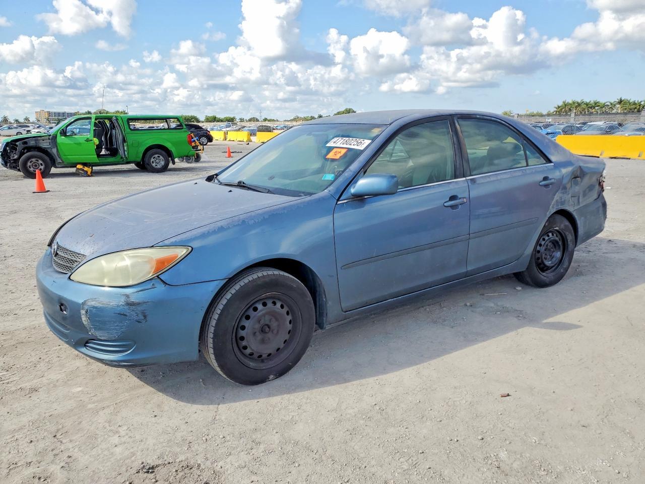 2004 Toyota Camry Le