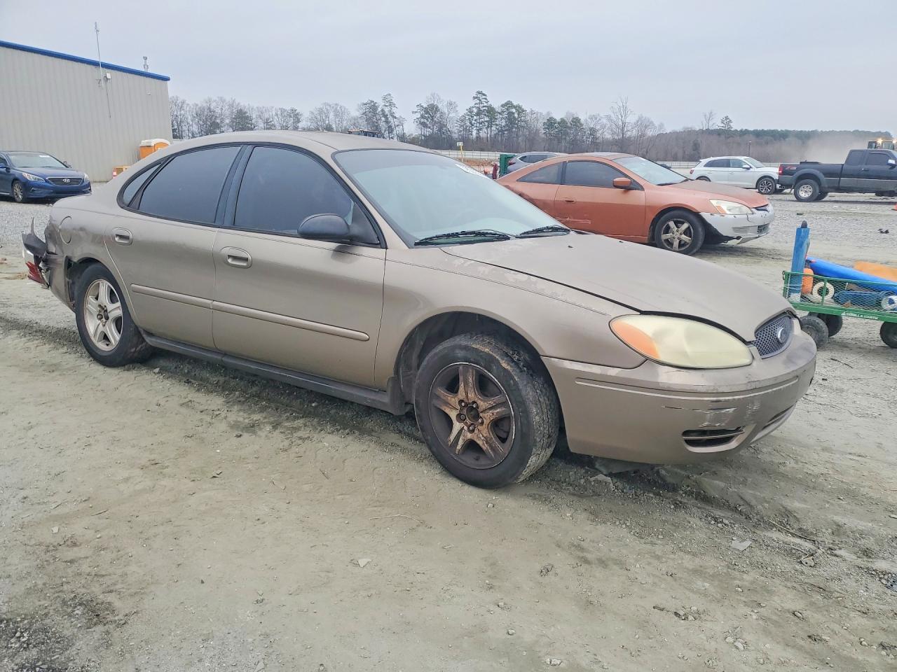 2007 Ford Taurus Se - Image 4