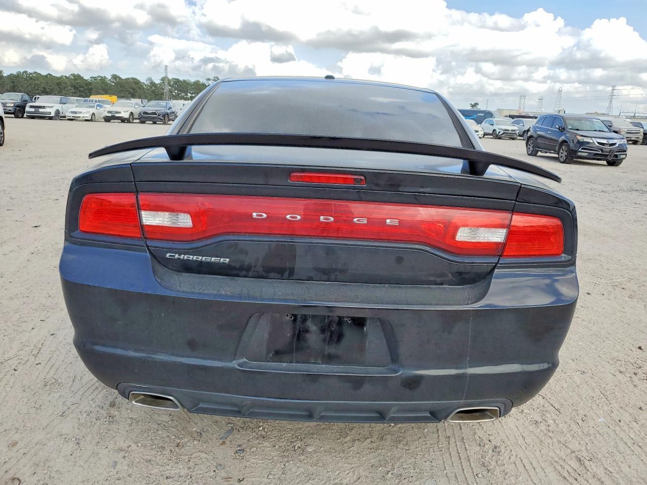 2014 Dodge Charger Se - Image 6