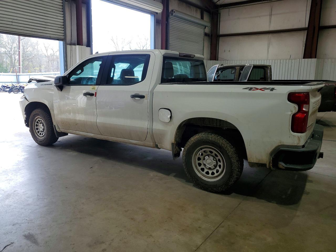 2019 Chevrolet Silverado K1500 - Image 2