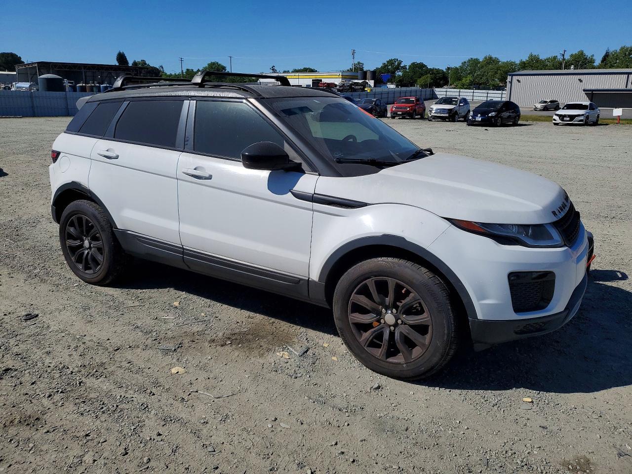 2018 Land Rover Range Rover Evoque Se - Image 4