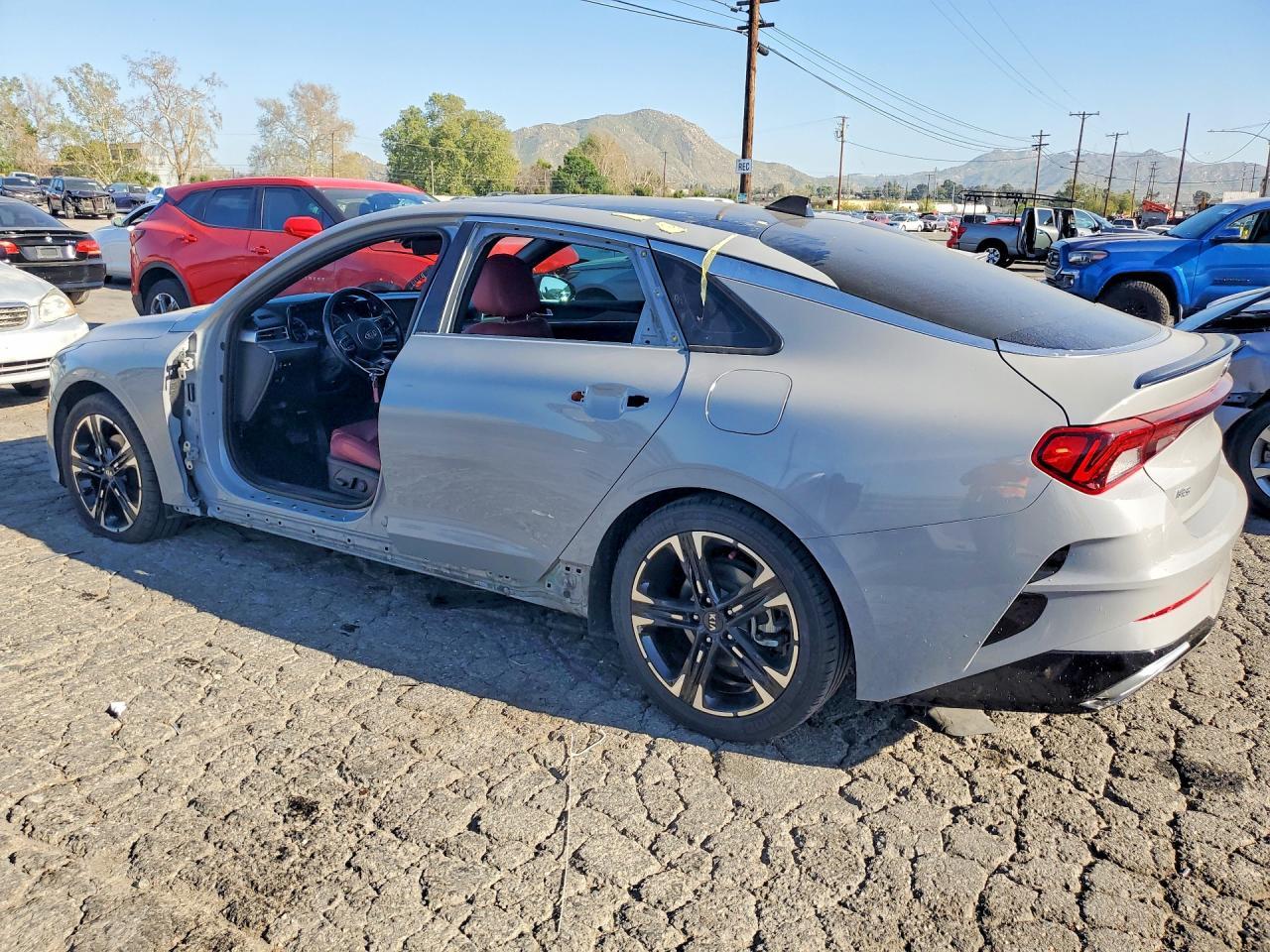 2021 Kia K5 Gt-Line - Фото 2