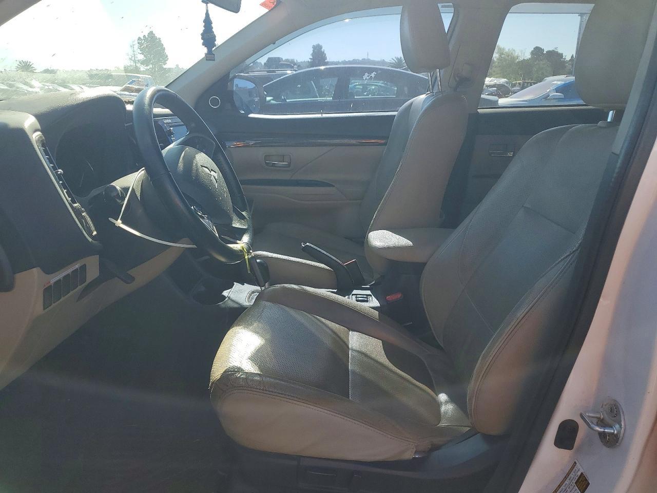 2015 Mitsubishi Outlander Se - Фото 7
