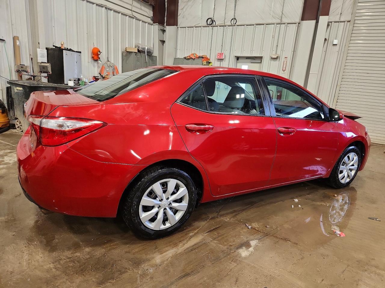 2014 Toyota Corolla Le - Фото 3