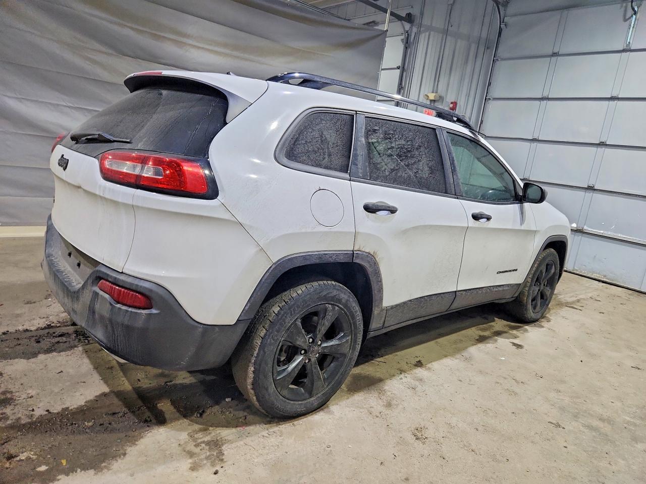 2017 Jeep Cherokee Sport - Фото 3