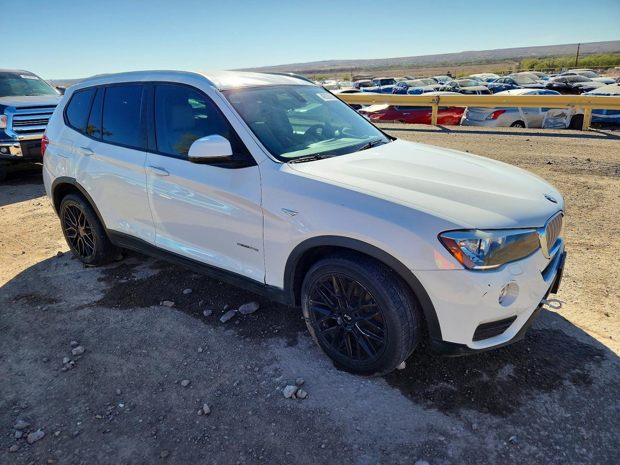 2017 BMW X3 Sdrive28I - Фото 4