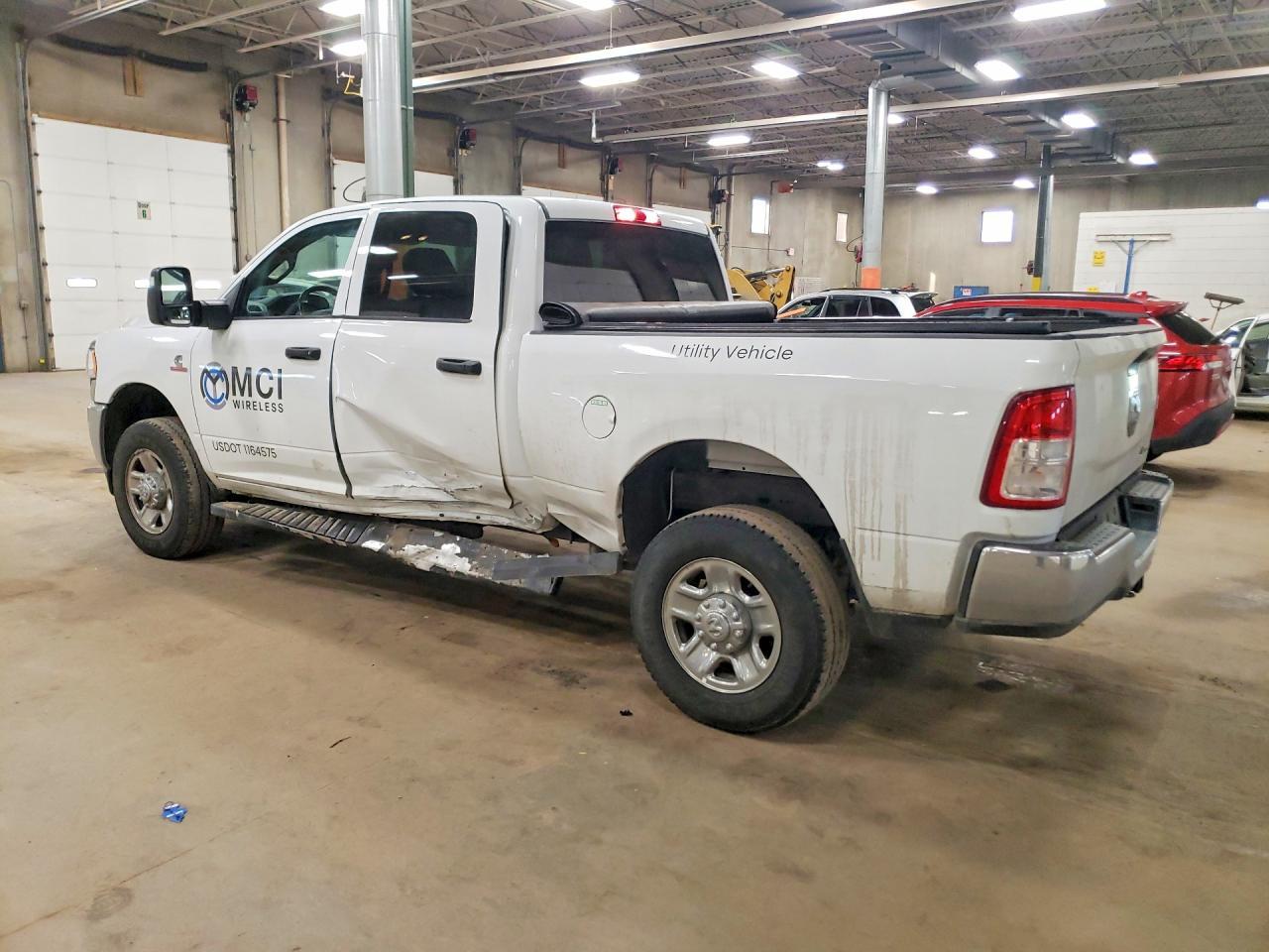 2023 Ram Trucks 2500 Tradesman - Фото 2