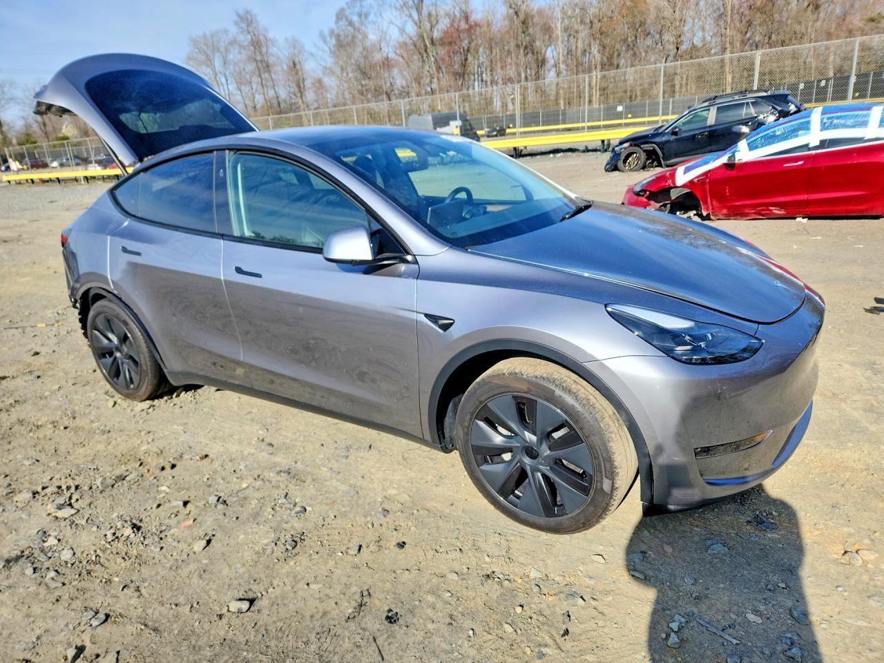 2024 Tesla Model Y - Image 4