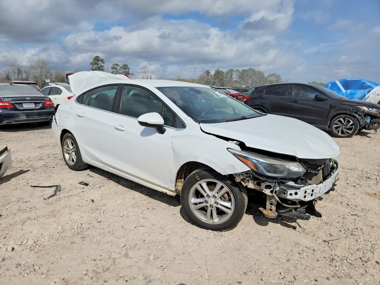 2018 Chevrolet Cruze Lt - Image 4