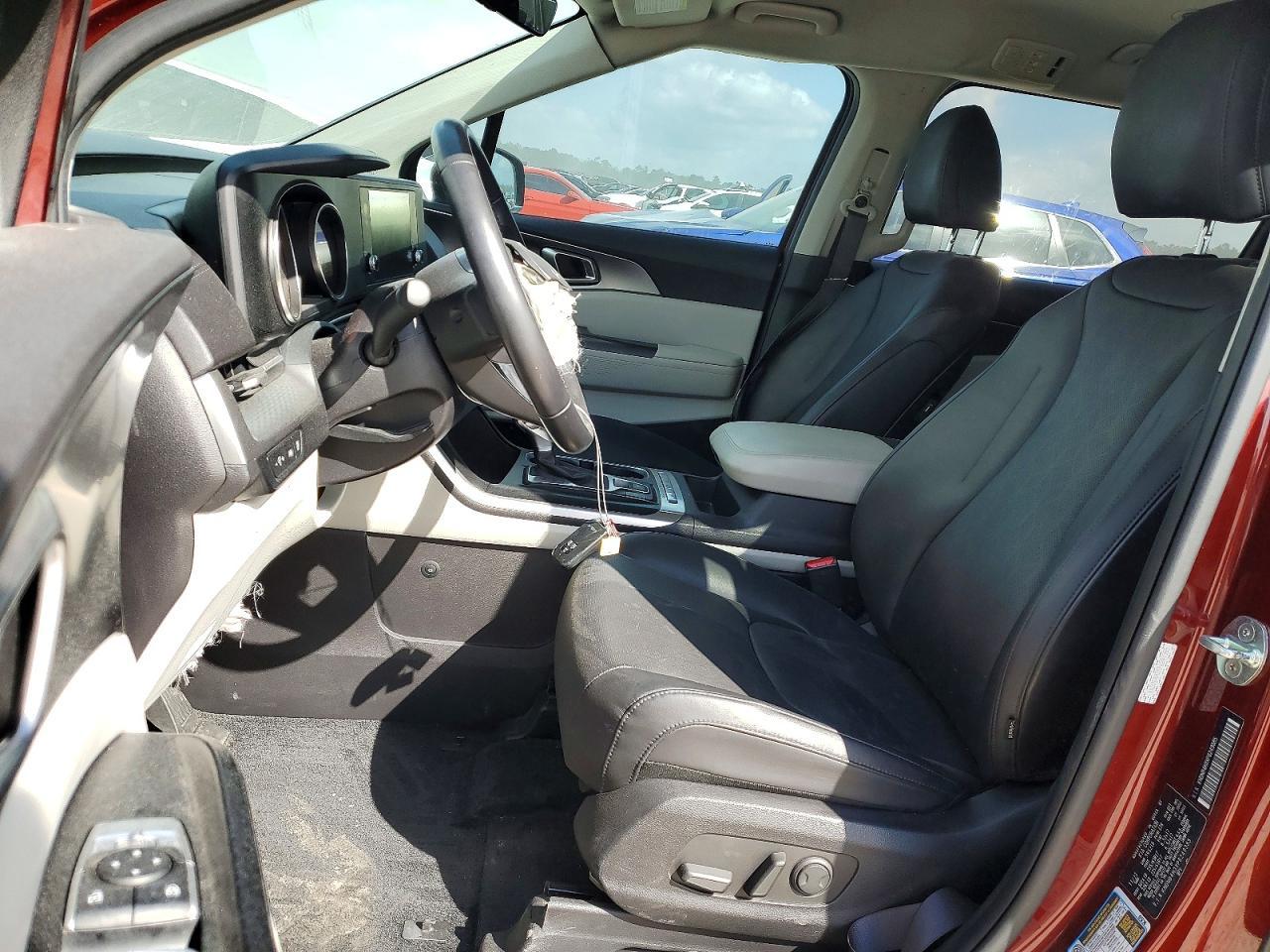 2023 Kia Carnival Lx - Image 7