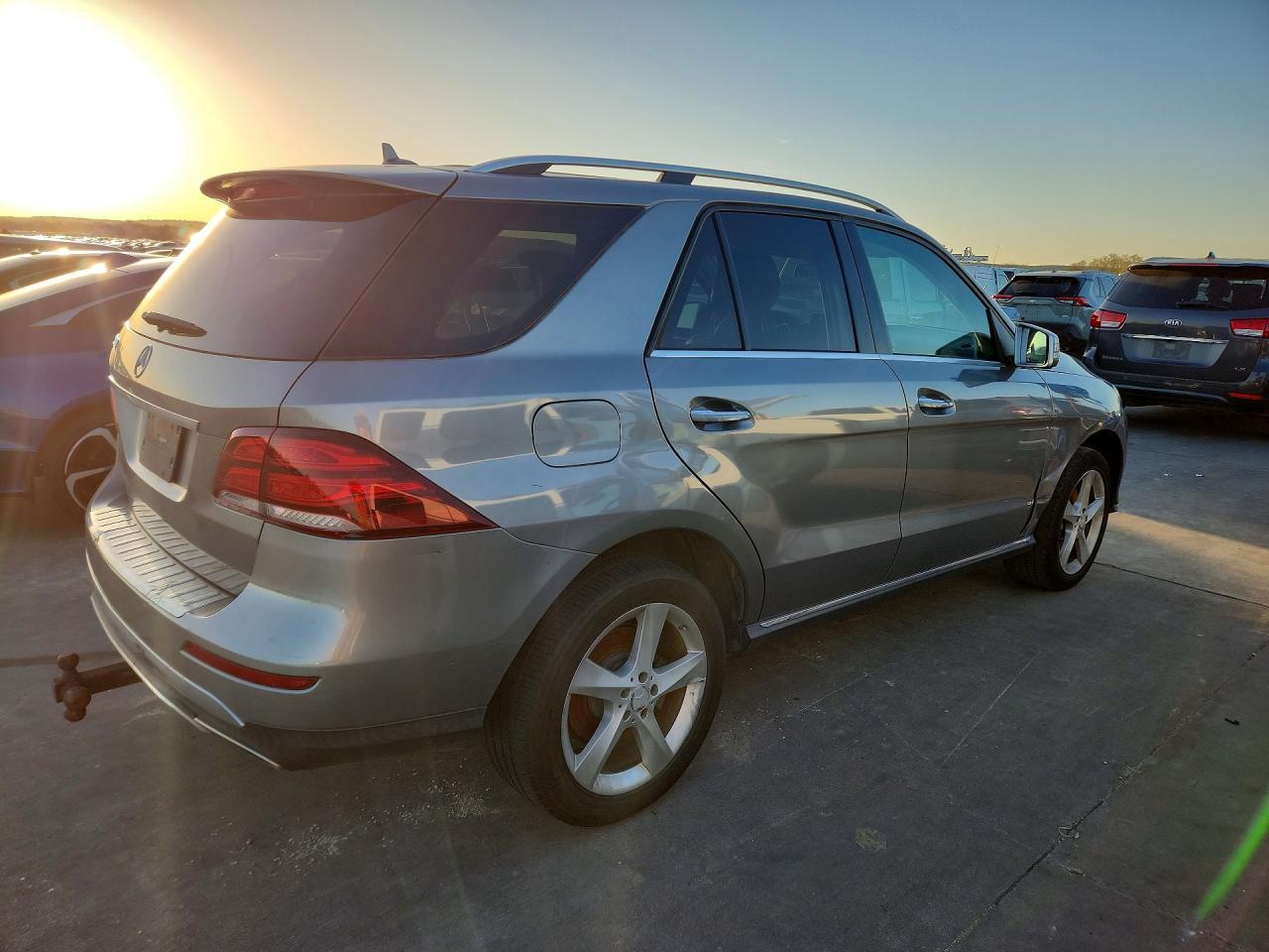2016 Mercedes-Benz Gle 350 - Фото 3