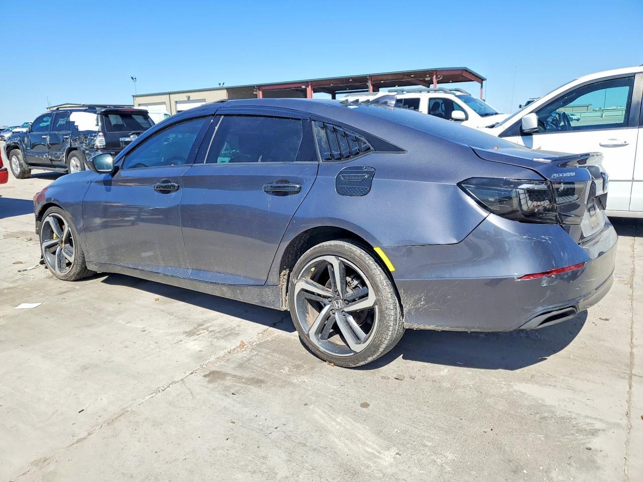 2018 Honda Accord Sport - Image 2