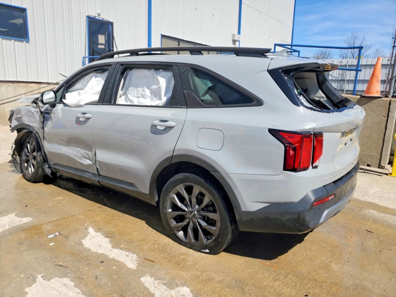 2023 Kia Sorento X-Line Sx Prestige - Фото 2