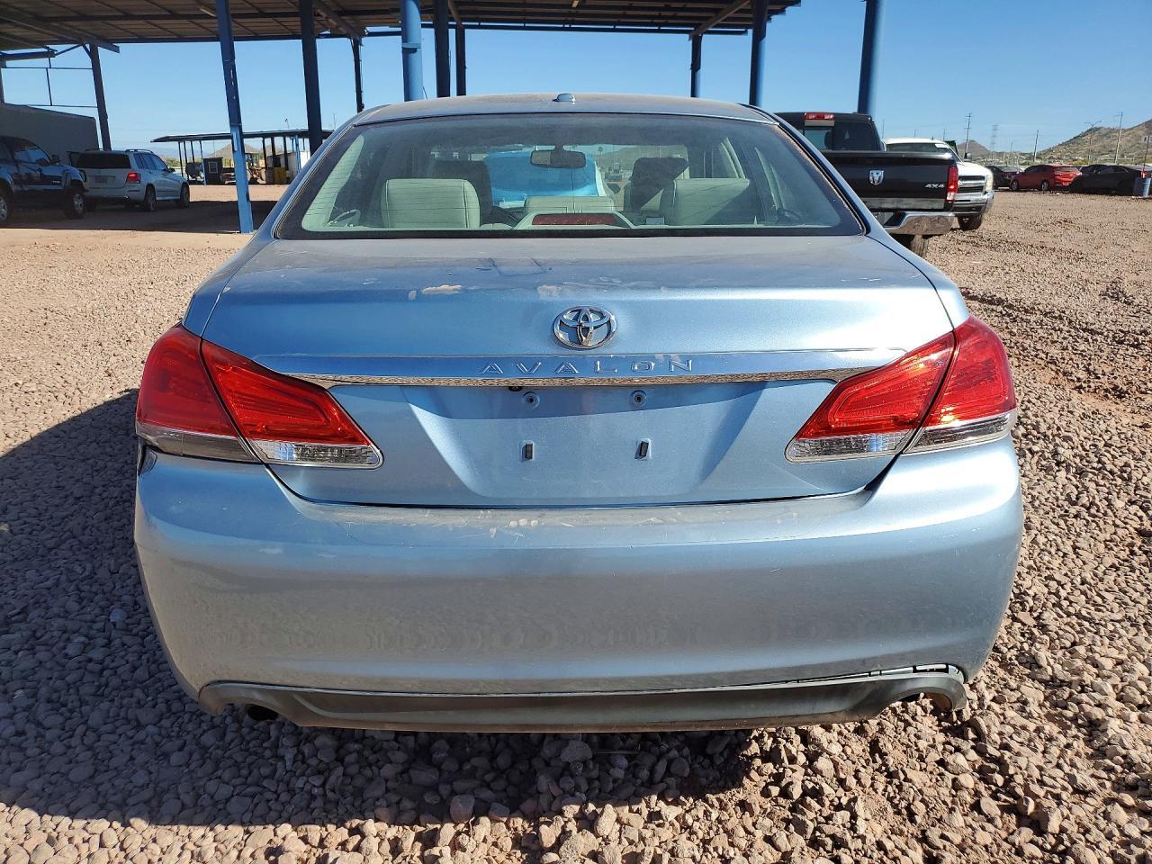 2011 Toyota Avalon Base - Фото 6