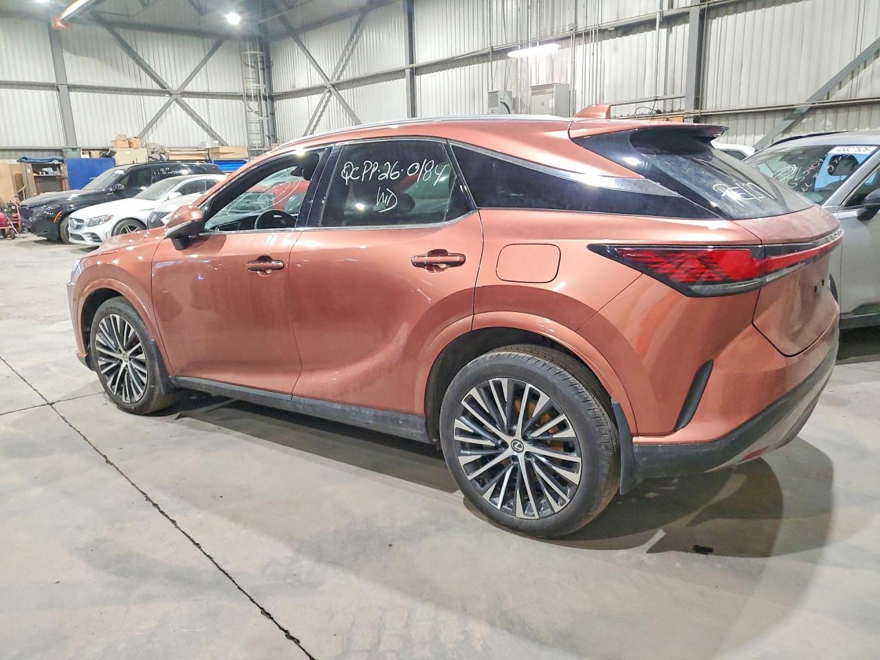 2023 Lexus Rx 350 - Image 2