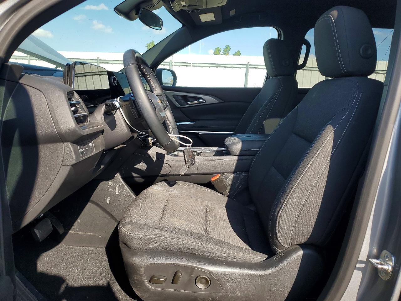 2025 Chevrolet Traverse Lt - Фото 7