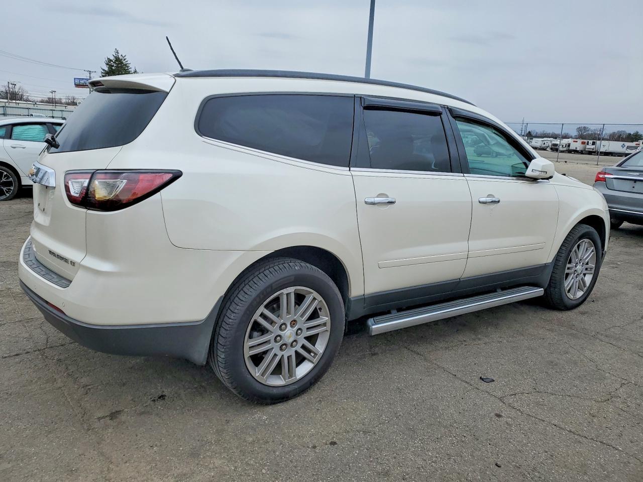 2015 Chevrolet Traverse Lt - Фото 3