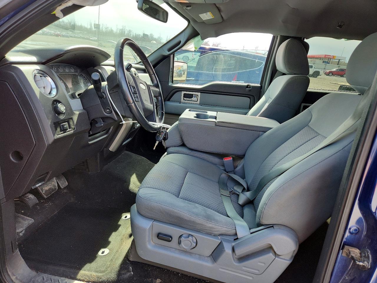 2011 Ford F150 - Image 7