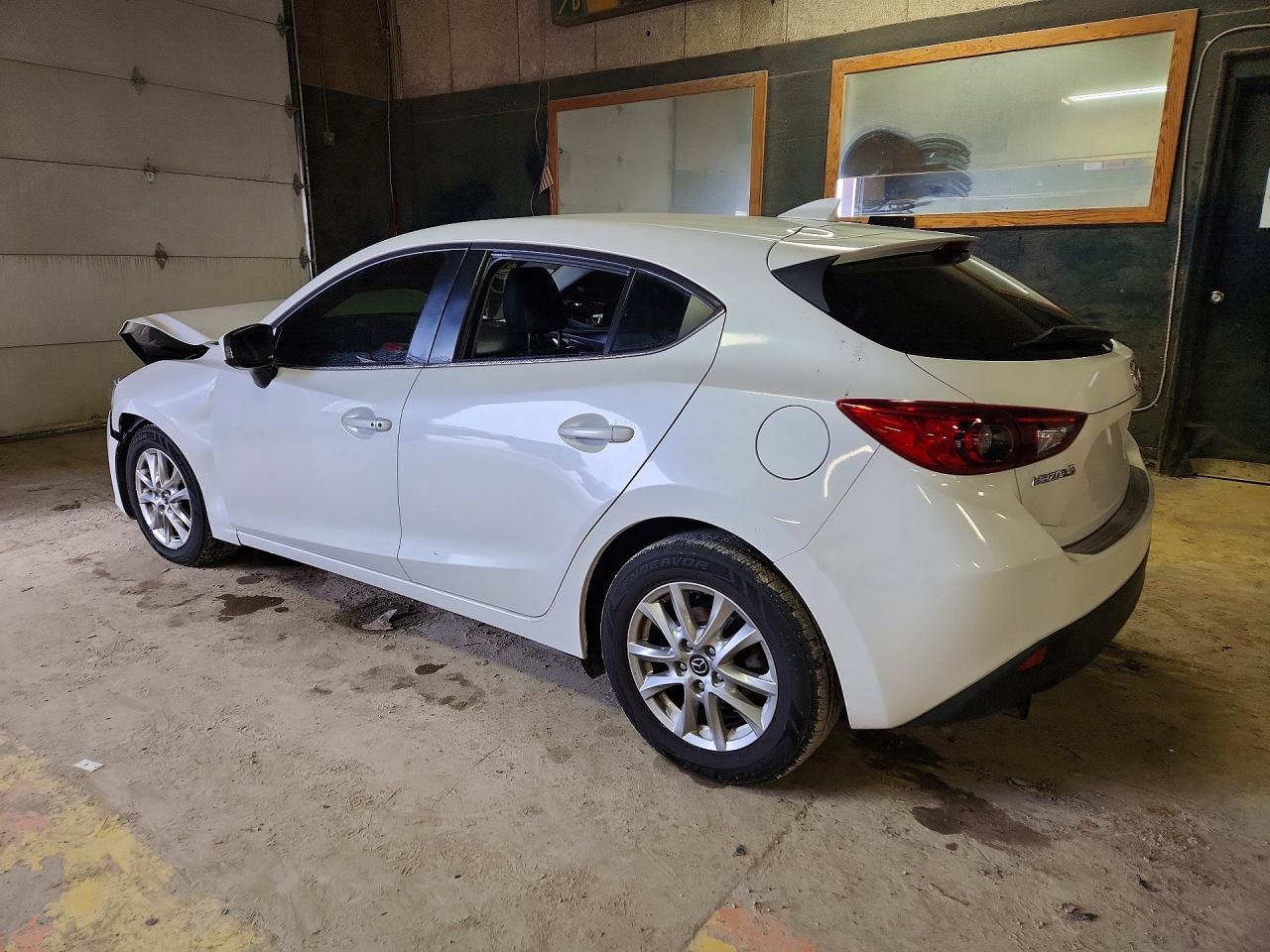 2015 Mazda 3 Grand Touring - Фото 2